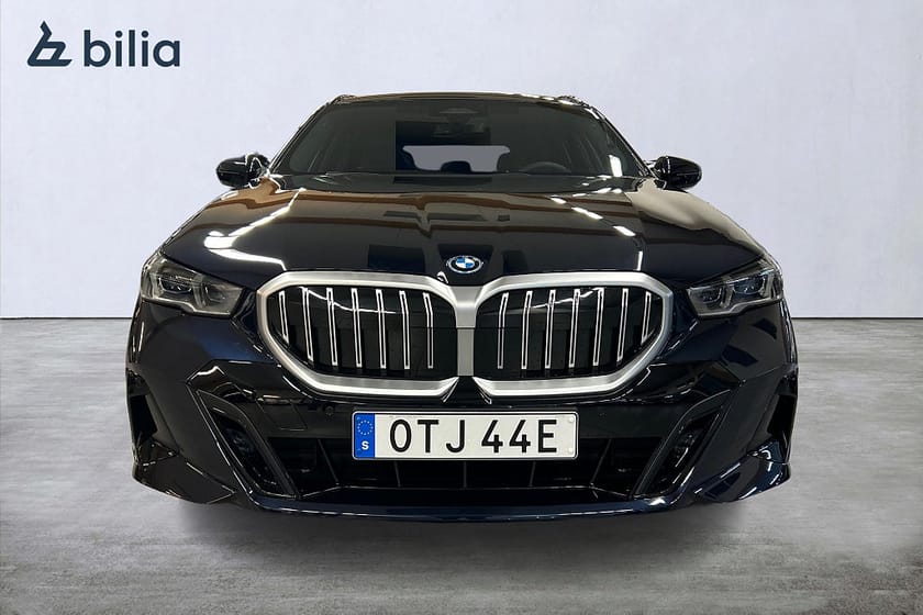 Bild 4 av BMW 530e xDrive Touring M Sport Active Edition | Drag