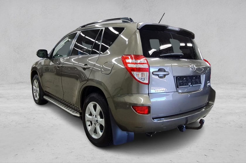 Bilde 3 av Toyota RAV4 2.0 VVT-i 158HK 4x4 Automat Vanguard Executive - Krok