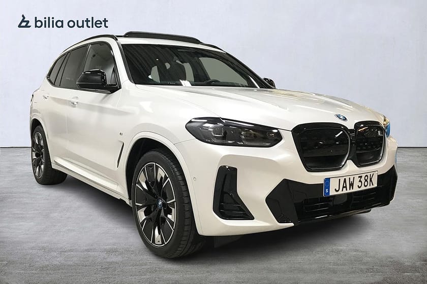 Bild 4 av BMW iX3 Charged Plus 286hk Cockpit Pano H/K HUD Navi 360°