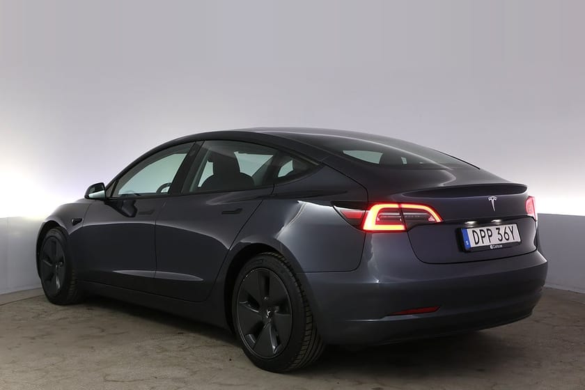 Bild 4 av Tesla Model 3 Standard Range Plus Refresh AP Pano