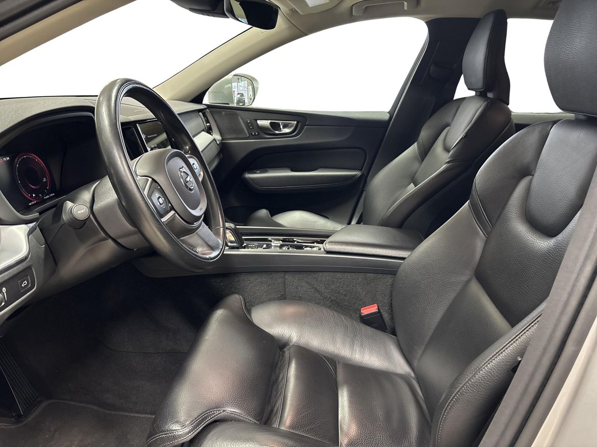 Volvo XC60 2021 - miniatyr 6