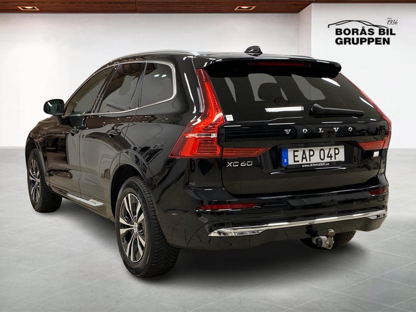 Bild 2 av Volvo XC60 Recharge T6 Core Edition - Drag!