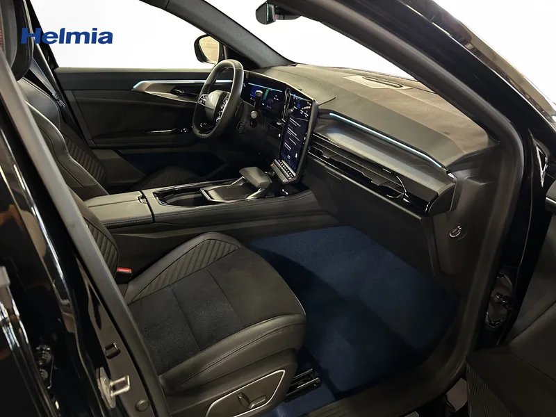 Bild 7 av 11 – Renault Rafale E-Tech 4x4 PHEV 300 esprit Alpine Edition