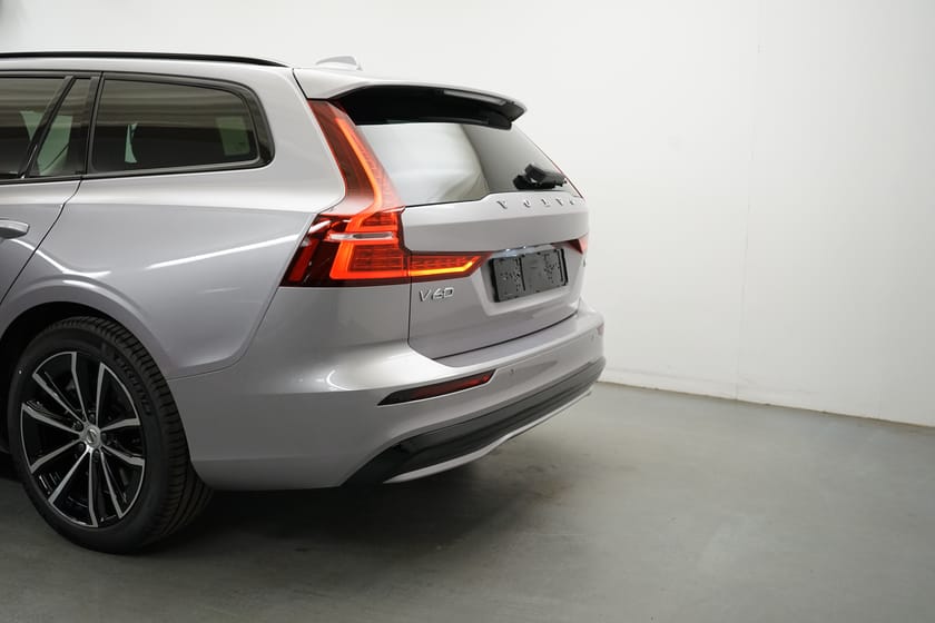 Bild 3 av Volvo V60 T6 Plus Dark Nordic Edition