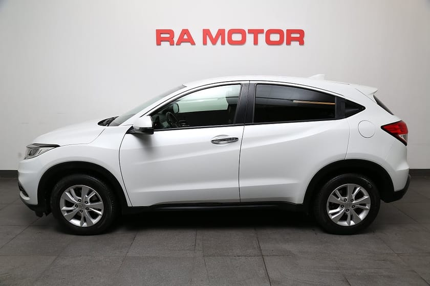 Bild 3 av Honda HR-V 1,5 i-VTEC 131hk Elegance Aut Navi