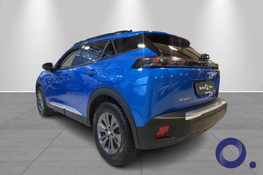 Bilde 2 av Peugeot e-2008 Allure 136hk/ Adaptiv Cruise/ Ryggekamera lav km
