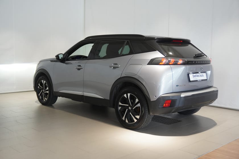 Bilde 4 av Peugeot e-2008 GT 136hk