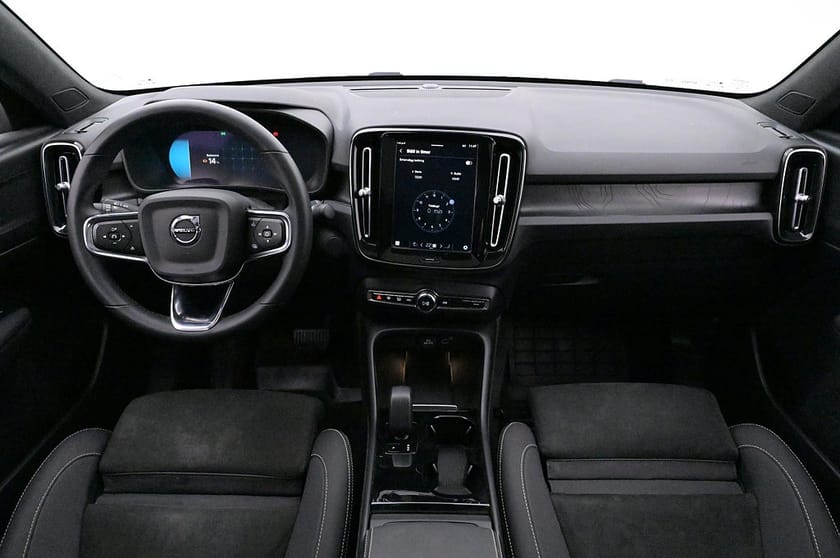 Bild 5 av Volvo C40 Recharge Twin motor Core Pano Kamera Drag
