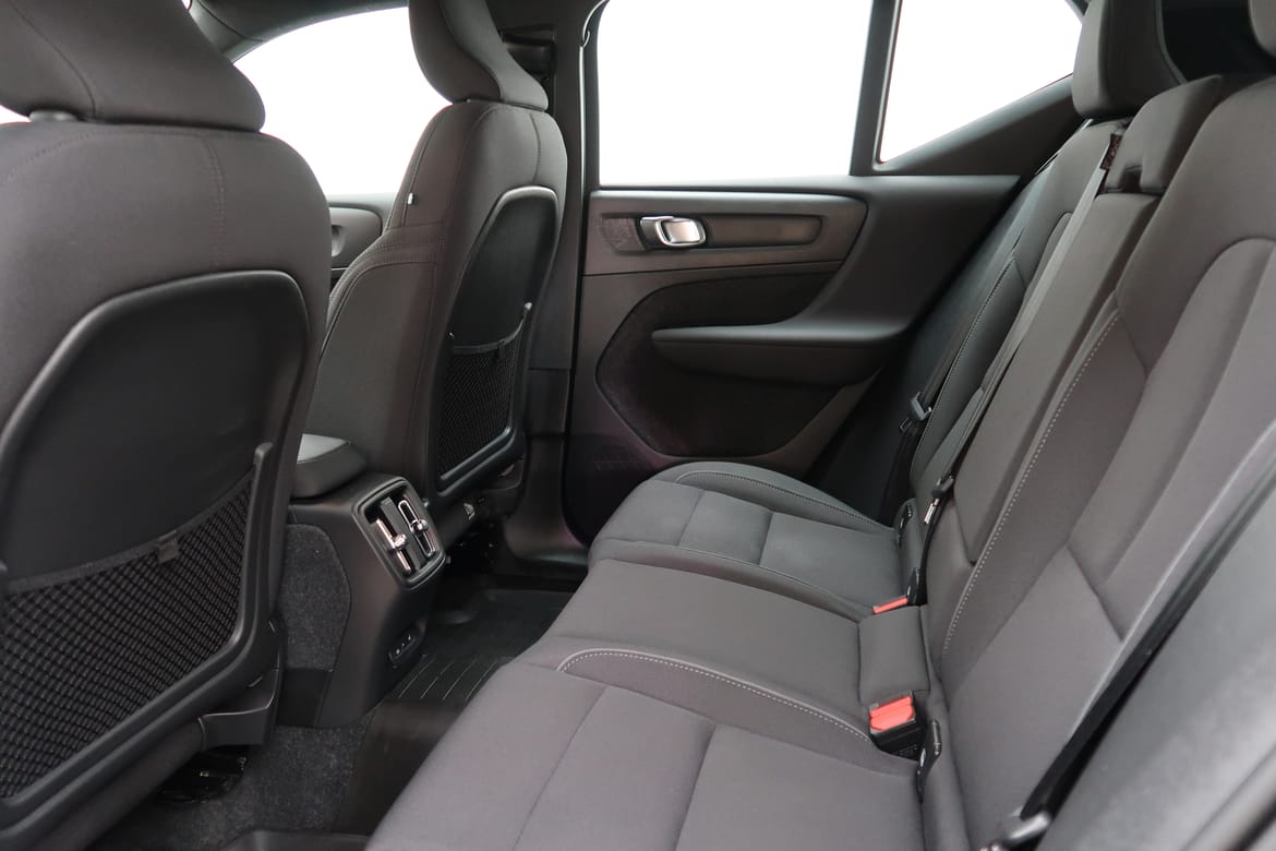 Volvo XC40 2023 - miniatyr 5