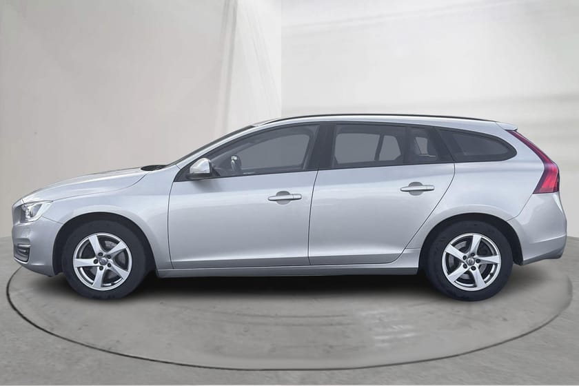Bild 2 av Volvo V60 T3 (152hk) Classic Edition GPS Drag Värmare