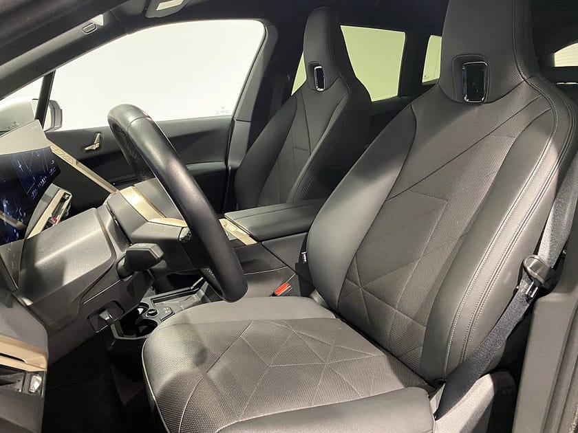 Bild 5 av BMW iX xDrive40 4,95% ränta Sportpaket Innovation H/K Drag