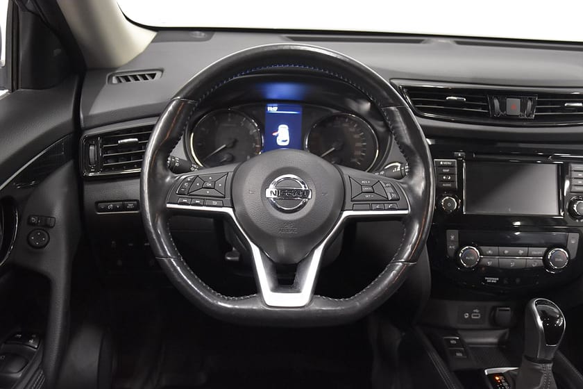 Bild 2 av Nissan X-Trail 1.3 Navigation Rattvärme 360° Nybes 160hk