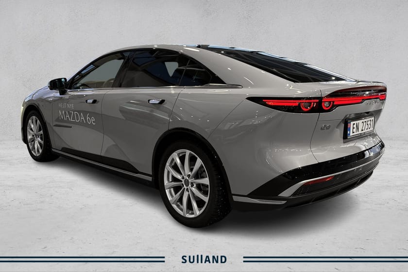 Bilde 3 av Mazda 6e Standard Range Takumi utgave.