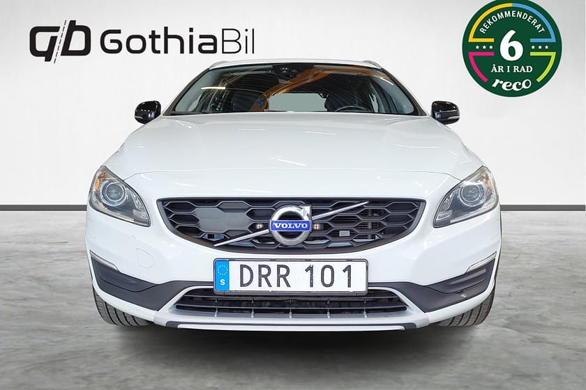 Bild 2 av Volvo V60 Cross Country D3 Geartronic Drag Värmare Adaptiv Navi Rattvärme