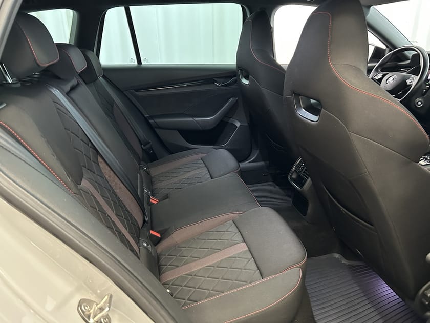 Bild 5 av Škoda Octavia Kombi RS 2,0 TDI  200 HK