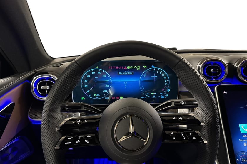 Bild 4 av Mercedes-Benz CLE 300 e Coupé AMG ADVANCED EDITION *DEMOBIL*