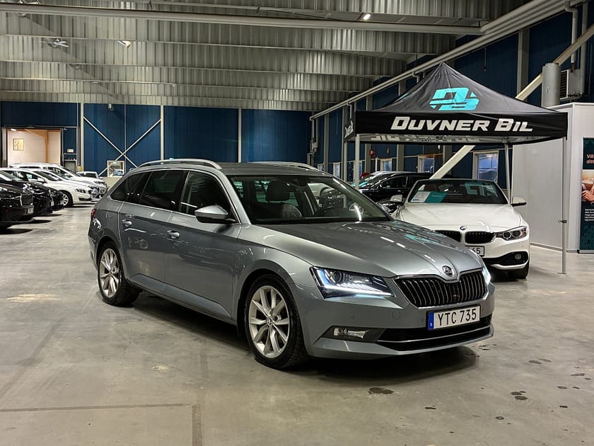 Bild 1 av Škoda Superb Kombi Skoda 2.0 TDI 4x4 SCR Business Edition L&K | V-hjul