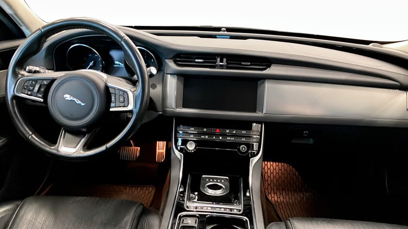 Bild 4 av Jaguar XF 20d Sportbrake Automatisk, 180hk, |NAVI|BACKK|CARPLAY|