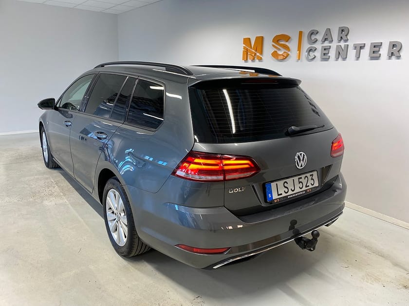 Bild 4 av Volkswagen Golf Sportscombi 1.0 TSI Base Euro 6 Drag M-värme B-kamera