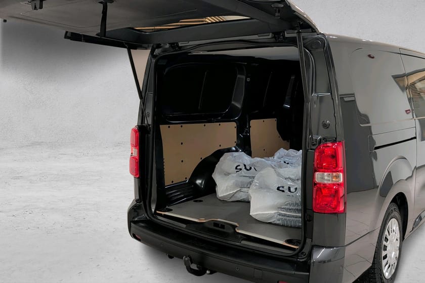 Bilde 5 av Toyota Proace Electric 75 75Kw L2 Comfort Plus - Hengerfeste