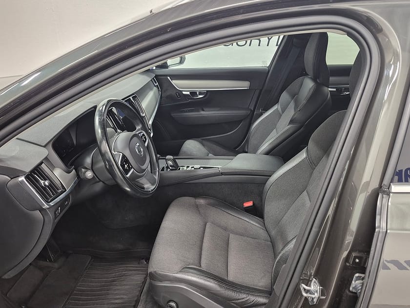 Bild 2 av Volvo V90 B4 MILDHYBRID 197HK Advanced