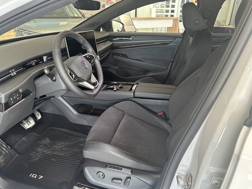 Bild 4 av Volkswagen ID.7 Pro S Tourer 86 KWH BATTERI 286 HK 1 VXL