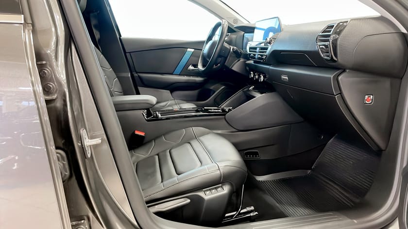 Bild 3 av Citroën ë-C4 136Hk, 2021, Head-Up, 360°, Navi, Panorama