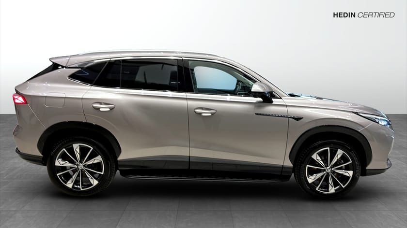 Bild 3 av MG HS PHEV Luxury | Plug-in hybrid | 360-kam