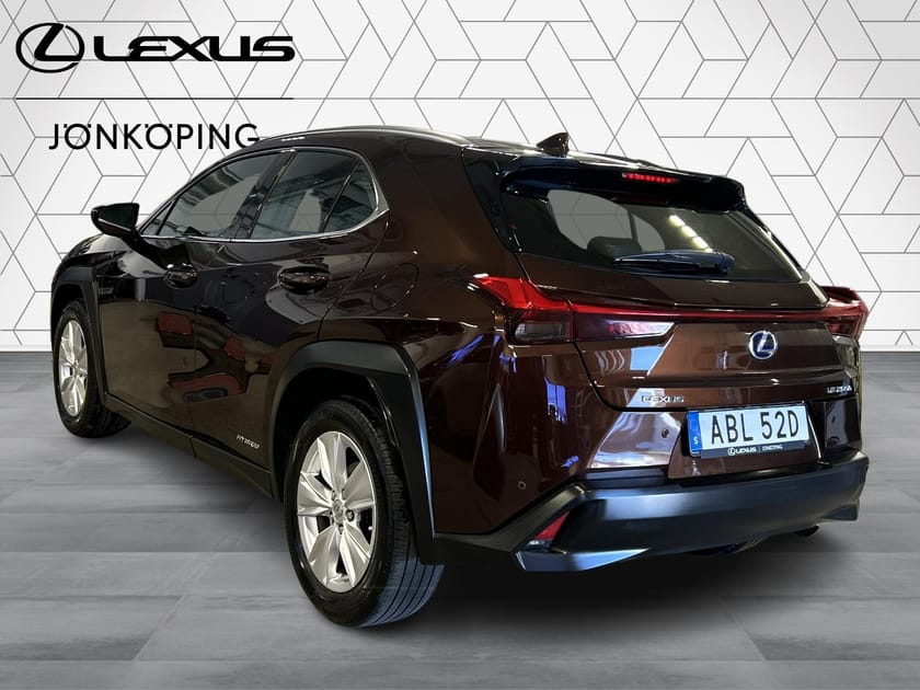 Bild 4 av Lexus UX 250h Comfort Teknikpaket Navigation Vinterhjul