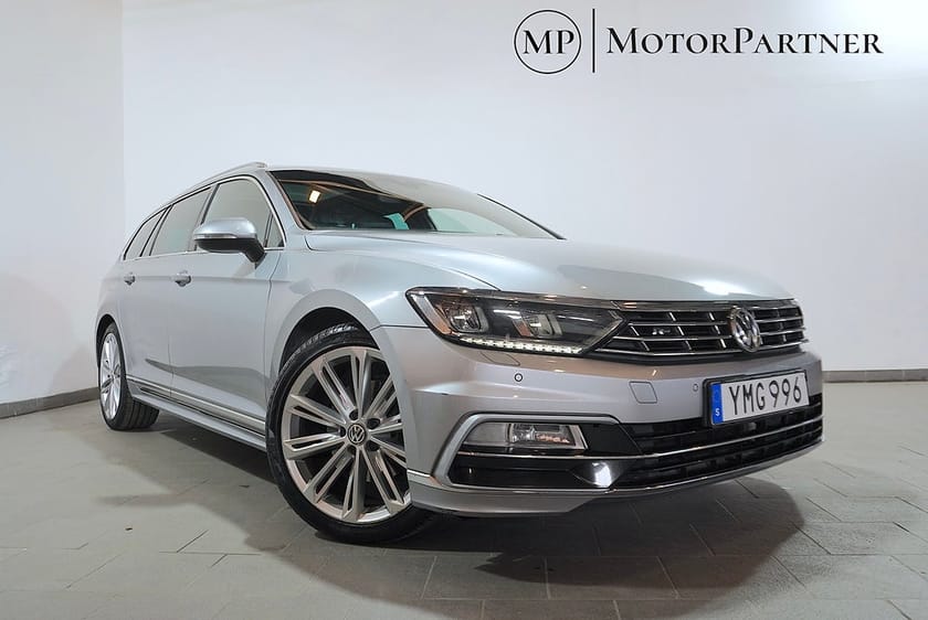 Bild 1 av Volkswagen Passat Sportscombi 2.0 TSI R-line Pano Värmare Cockpit Drag