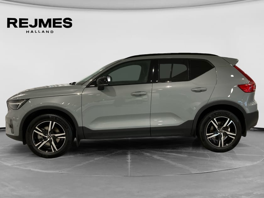 Bild 3 av Volvo XC40 B3 FWD Bensin Plus Dark