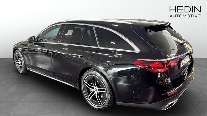 Bild 4 av Mercedes-Benz E 300 d e T de Kombi AMG Paket