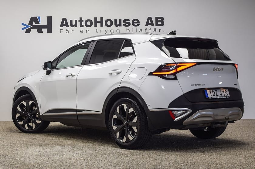 Bild 2 av Kia Sportage PHEV 4WD Advance H/K 360 Drag Navi CarPlay Elstolar
