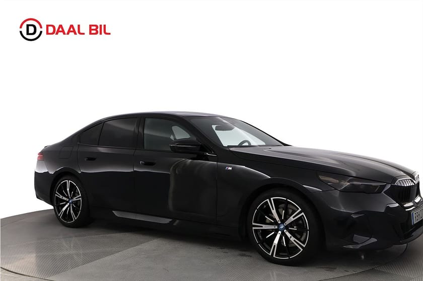Bild 4 av BMW 530e xDrive 22,1 kWh 299HK M-SPORT DRAG B-KAM NFC NAVI