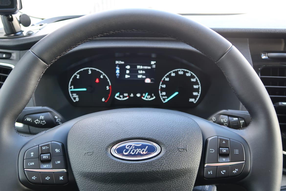 Ford Transit 2023 - miniatyr 7