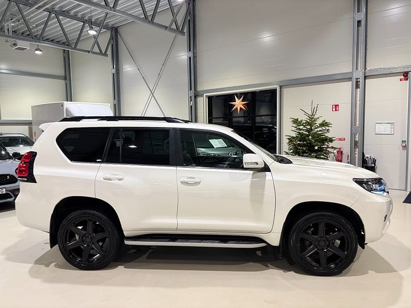 Bild 5 av Toyota Land Cruiser 5-dörrars 2.8 D-4D 4WD Euro 6