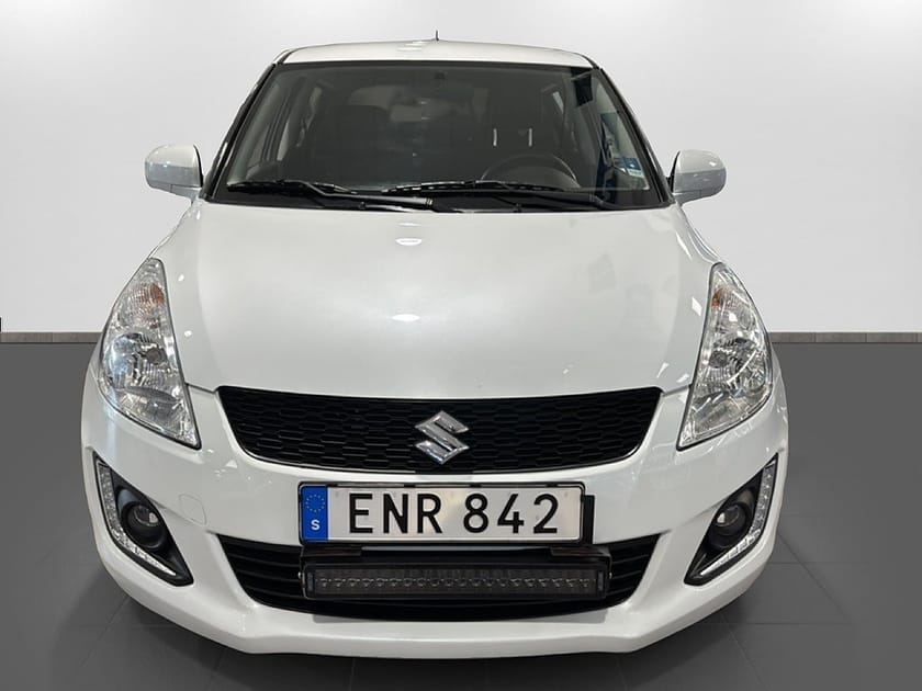 Bild 2 av Suzuki Swift 94HK  5dörrar /Vinterhjul /Dragkrok /x ljus ramp/