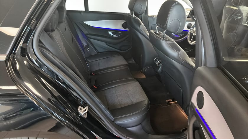 Bild 5 av Mercedes-Benz E 300 T de 4MATIC 306HK KAMERA DRAG NAVI VÄRMARE