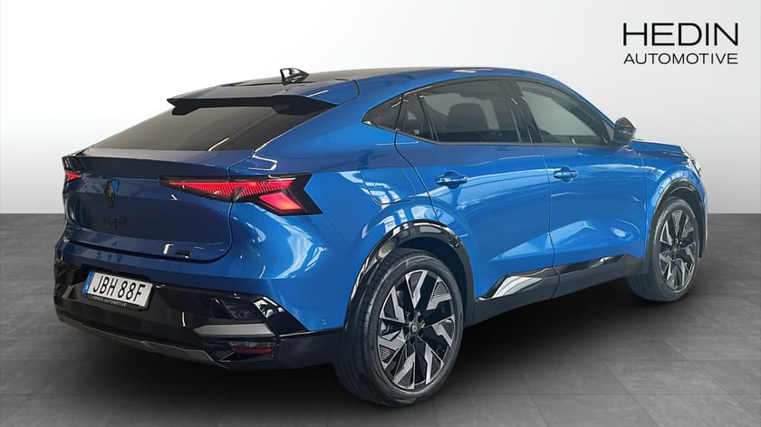 Bild 2 av Renault Rafale E-Tech 4x4 ESPRIT ALPINE EDITION 300 PLUG-IN