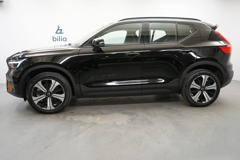 Bild 2 av Volvo XC40 Recharge Single Motor Core Edition, Ränta 2.95%, Navigation, Baklucka elmanövrerad, Dragkrok