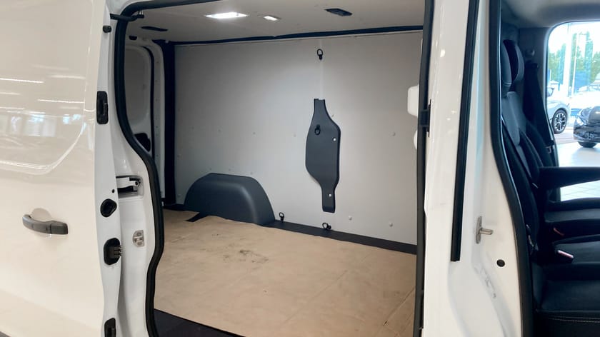 Bild 5 av Renault Trafic Skåpbil L2H1 NORDIC LINE DCI 150 AUTOMAT BVA9 *Demo*
