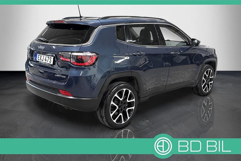 Bild 4 av Jeep Compass 4xe PANORAMA BACKKAMERA HELSKINN CARPLAY MOMS