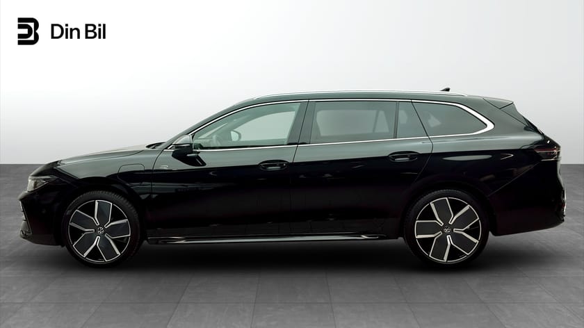 Bild 2 av Volkswagen Passat Variant eHybrid 272hk/R-Line/Drag/Panorama