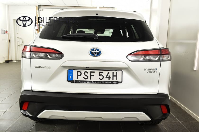 Bild 4 av Toyota Corolla Cross Hybrid AWD-i 2,0 Elhybrid AWD Style Backkamera Navi