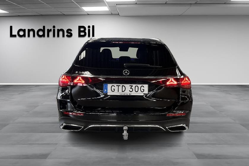 Bild 5 av Mercedes-Benz E 300 T e /AMG Line Premium /Burmester /Drag /MOMS
