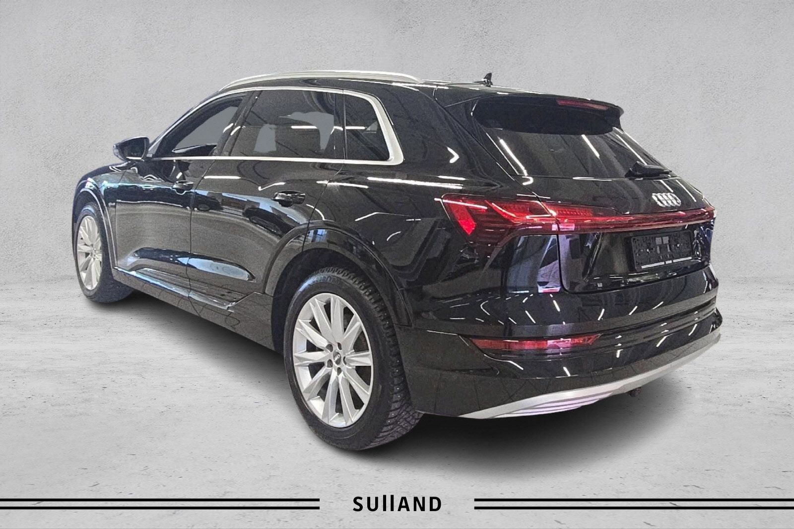 Thumnail bilde 2 av Audi e-tron 50 quattro