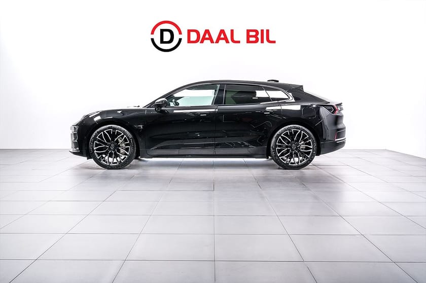 Bild 1 av Zeekr 001 100kWh AWD 544HK PRIVILEGE LUFTFJÄD YAMAHA® 3DVIEW