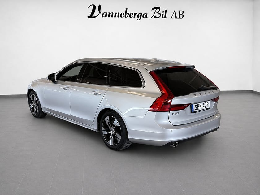 Bild 5 av Volvo V90 D4 Geartronic Momentum Advanced SE II Euro 6