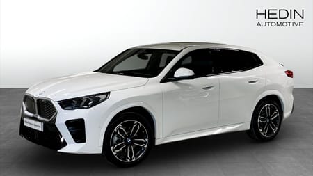 BMW iX2 xDrive30 30  M Sport Driving Assistant Plus Rattvärme