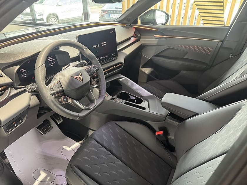 Bild 5 av CUPRA Terramar e-Hybrid 1.5 204HK DSG